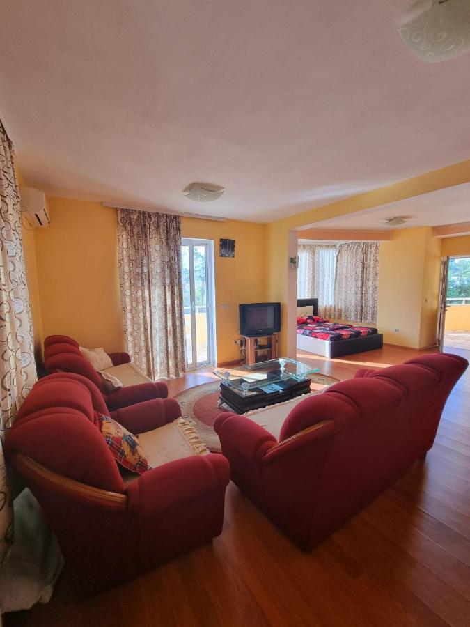 Grandino Holiday Rooms&Apartments Ulcinj Exterior foto