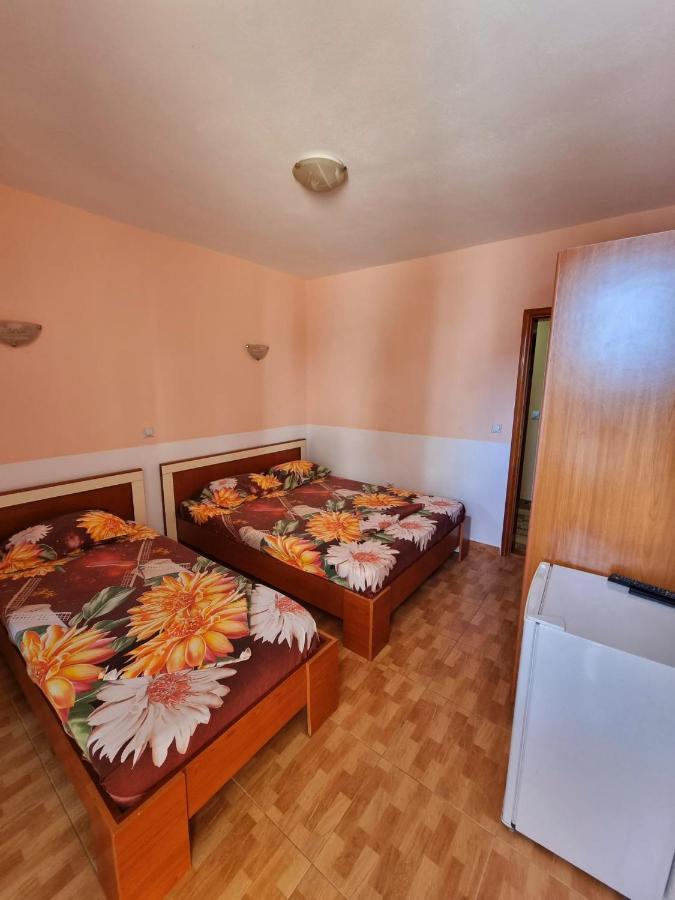 Grandino Holiday Rooms&Apartments Ulcinj Exterior foto