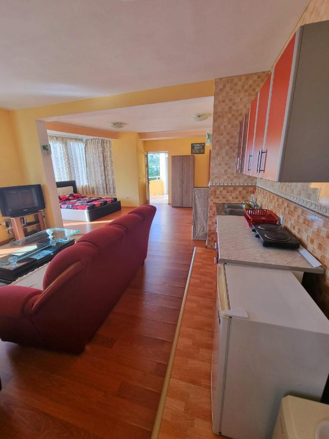 Grandino Holiday Rooms&Apartments Ulcinj Exterior foto