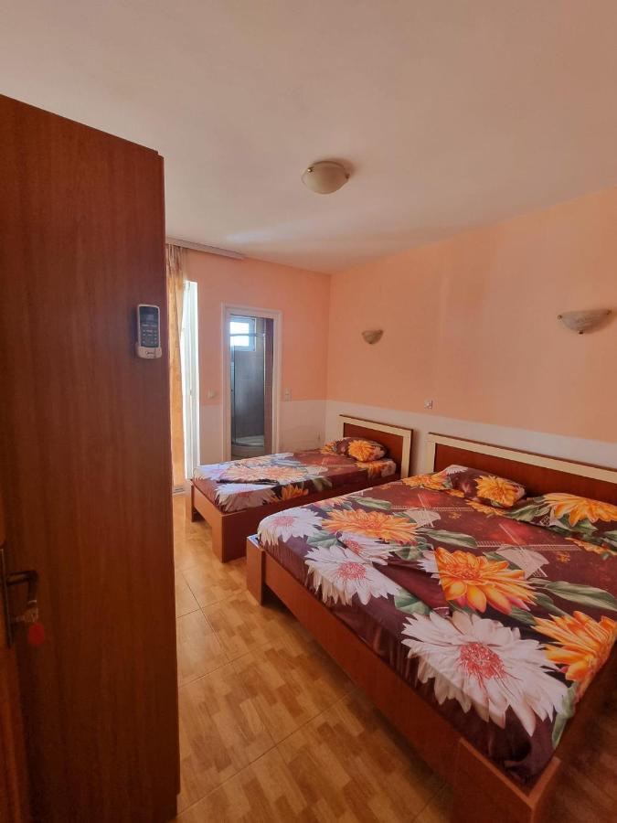 Grandino Holiday Rooms&Apartments Ulcinj Exterior foto
