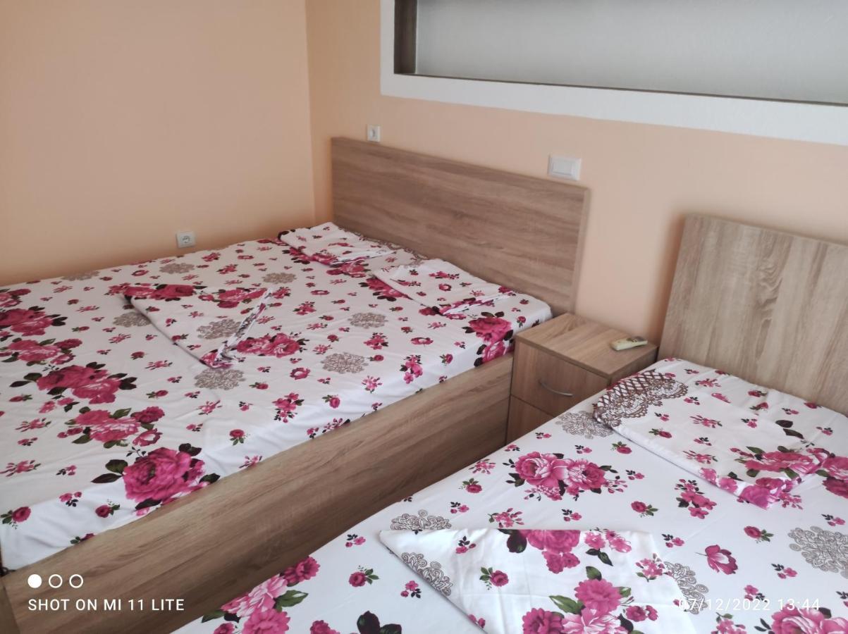 Grandino Holiday Rooms&Apartments Ulcinj Exterior foto